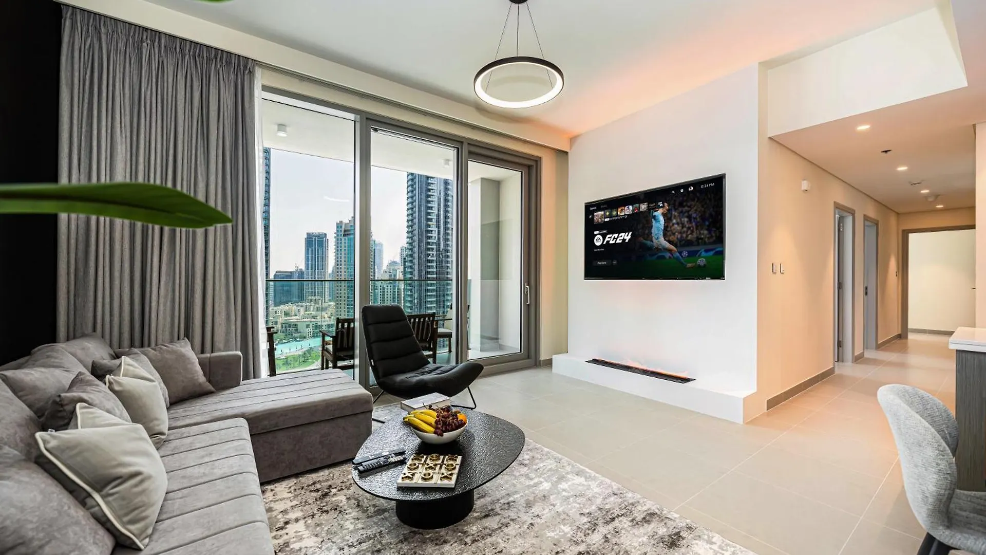 Luxury 4Br Apt-Iconic Burj Khalifa &Fountain Views Dubai United Arab Emirates