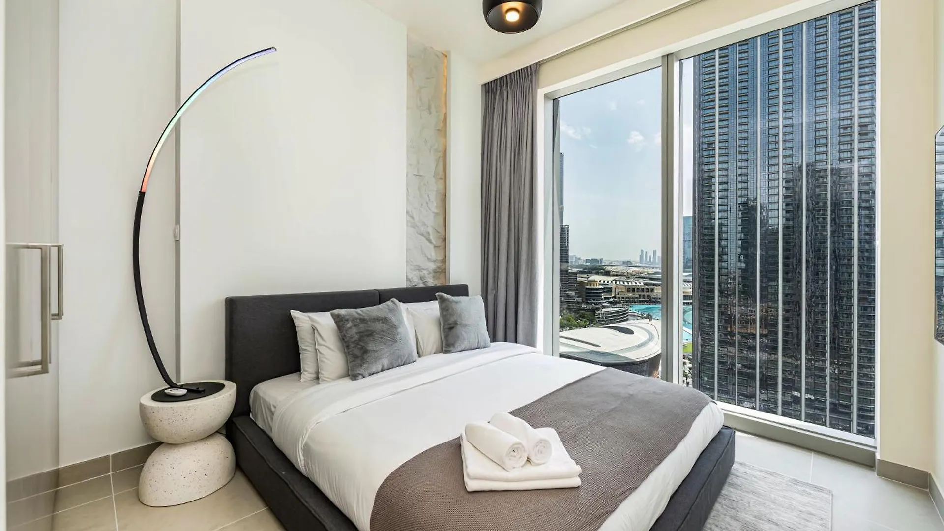 Apartment Luxury 4Br Apt-Iconic Burj Khalifa &Fountain Views Dubai United Arab Emirates
