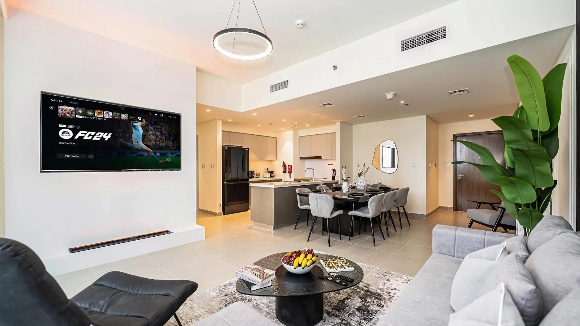 Luxury 4Br Apt-Iconic Burj Khalifa &Fountain Views Dubai Apartment